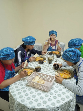 «Мы готовим овощное рагу!»